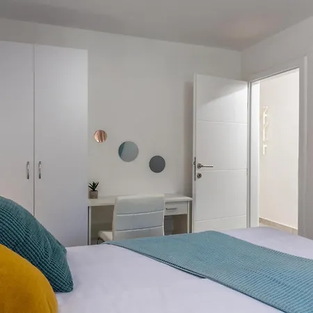 Apartman 3 Bedroom Cozy Apartment In Crikvenica